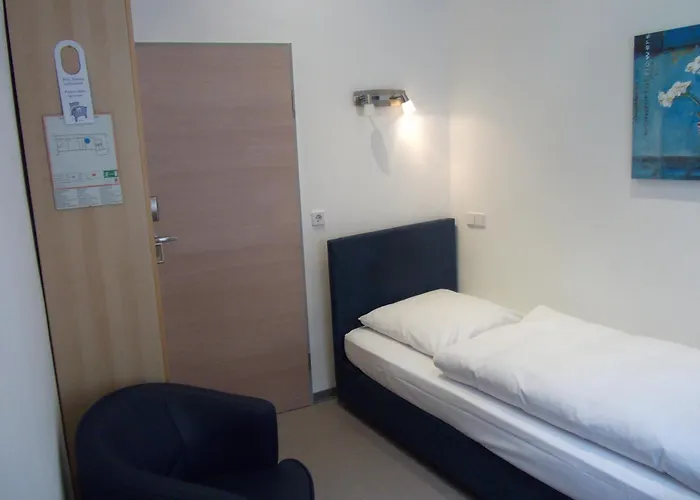 Hotel Alt - Tegel Berlino